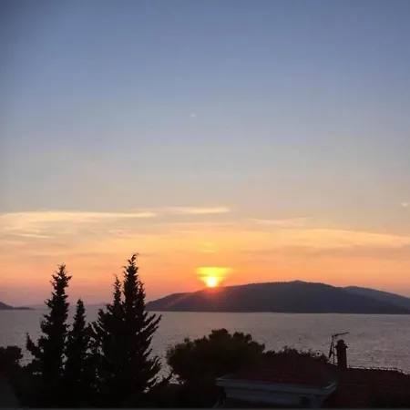 Aparthotel West Point Donji Okrug (Ciovo)